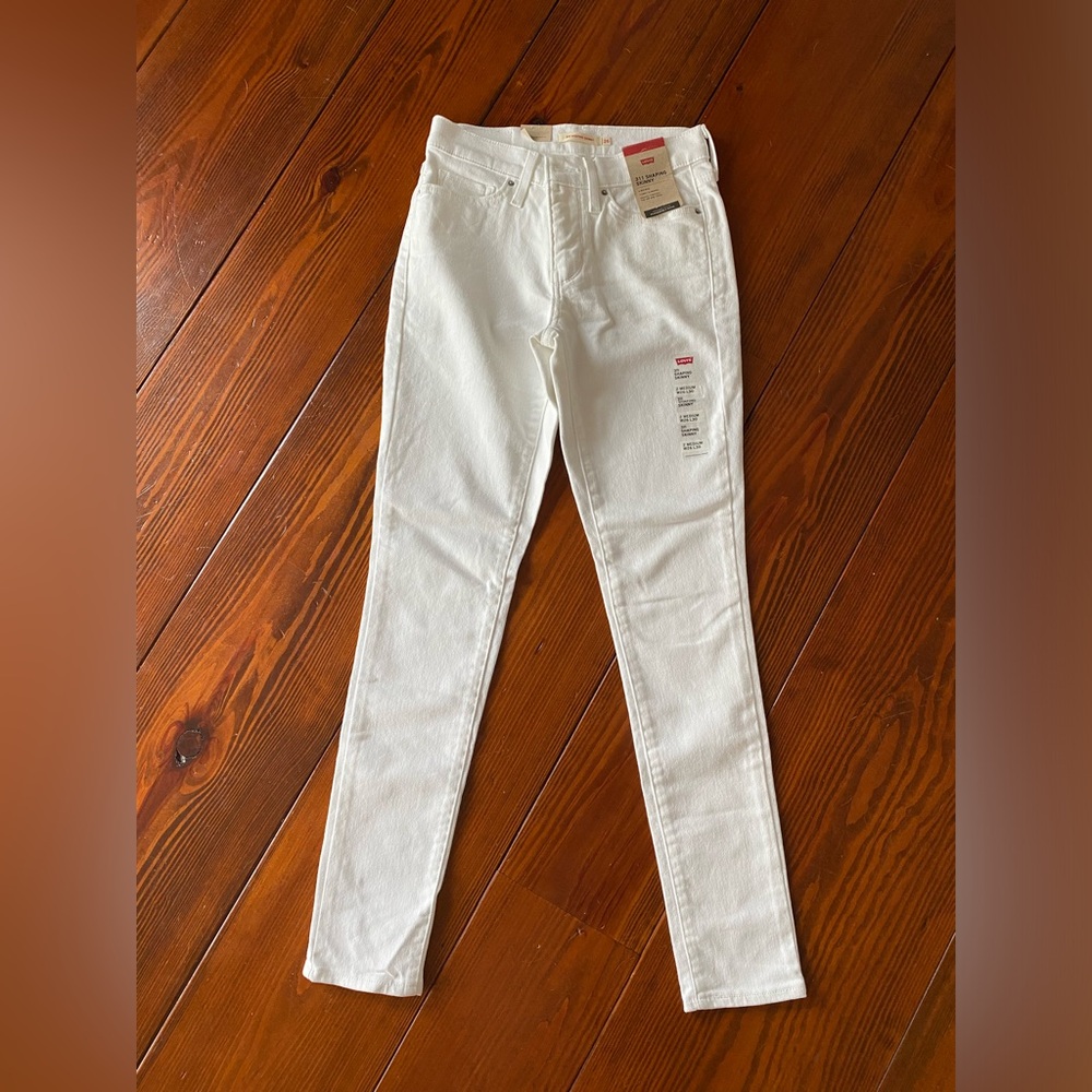 brand new shaping skinny jeans from levi’s !!